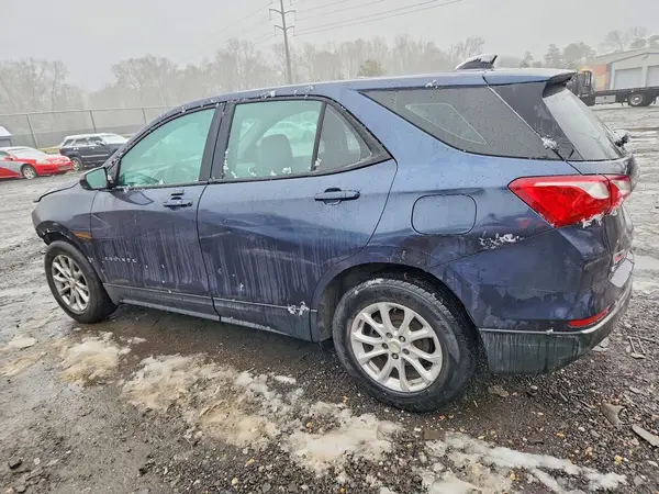 3GNAXHEV2JS525632 2018 CHEVROLET EQUINOX - Image 2