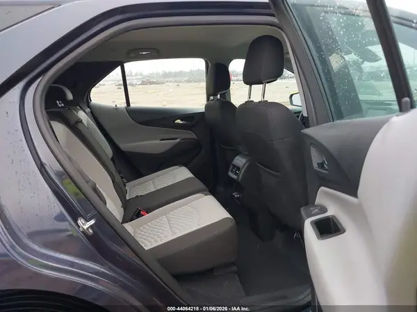 3GNAXHEV2JS530829 2018 CHEVROLET EQUINOX - Image 8