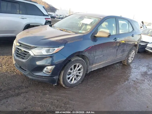 3GNAXHEV2JS565368 2018 CHEVROLET EQUINOX - Image 2