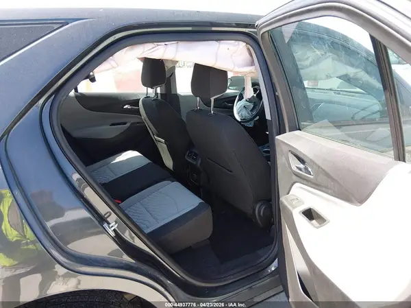 3GNAXHEV2JS627402 2018 CHEVROLET EQUINOX - Image 8