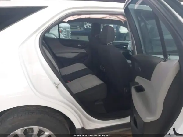 3GNAXHEV2JS628145 2018 CHEVROLET EQUINOX - Image 8
