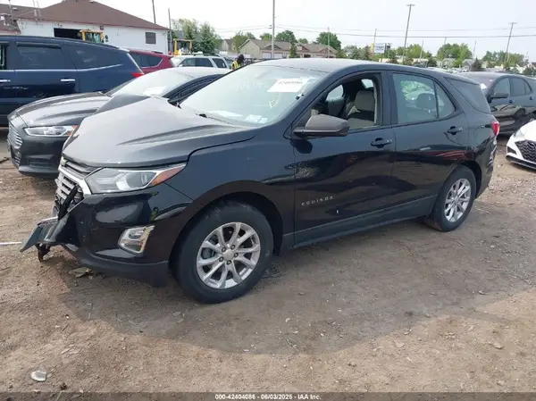 3GNAXHEV2KL366090 2019 CHEVROLET EQUINOX - Image 2