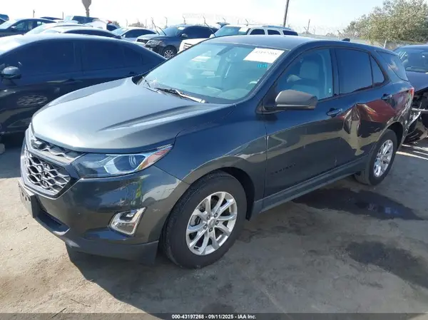 3GNAXHEV2KS549950 2019 CHEVROLET EQUINOX - Image 2