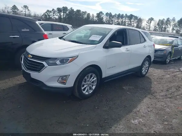 3GNAXHEV2KS551133 2019 CHEVROLET EQUINOX - Image 2