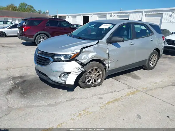 3GNAXHEV2LS522989 2020 CHEVROLET EQUINOX - Image 2