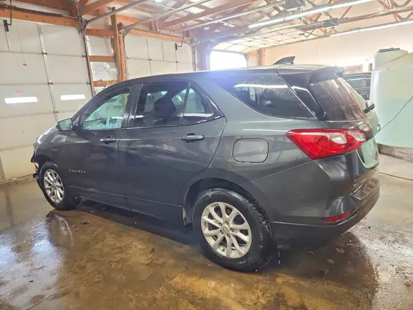 3GNAXHEV2LS541557 2020 CHEVROLET EQUINOX - Image 2