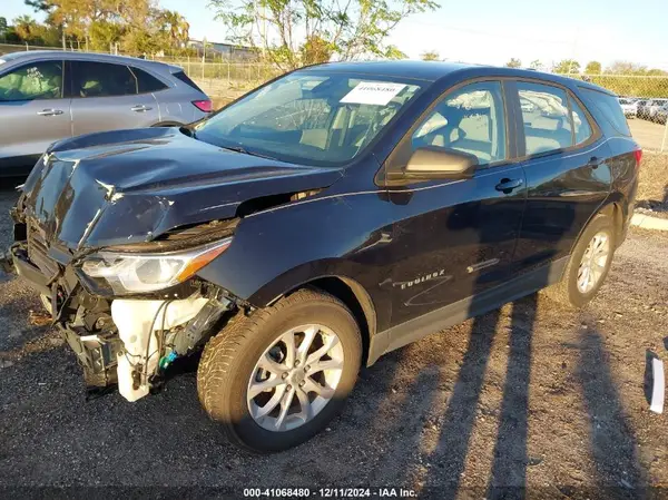 3GNAXHEV2LS713117 2020 CHEVROLET EQUINOX - Image 2
