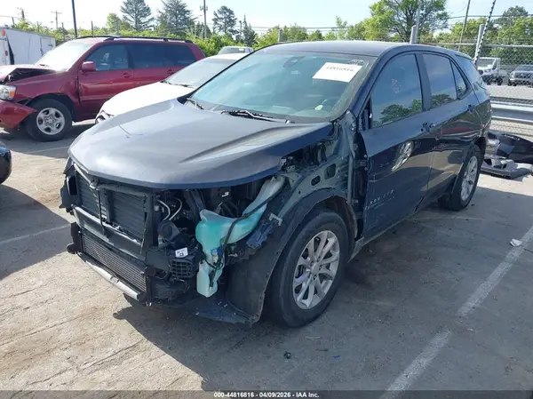 3GNAXHEV2LS728779 2020 CHEVROLET EQUINOX - Image 2