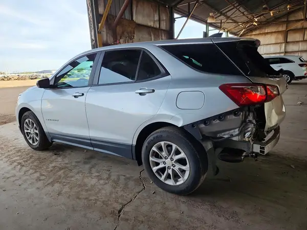 3GNAXHEV2LS736249 2020 CHEVROLET EQUINOX - Image 2