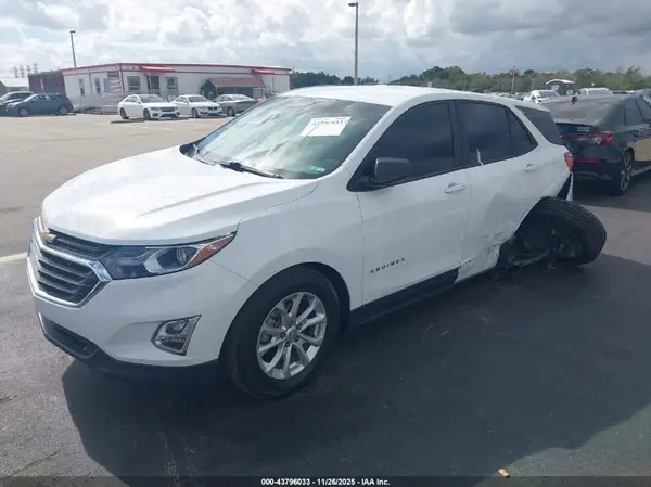 3GNAXHEV2LS737630 2020 CHEVROLET EQUINOX - Image 2