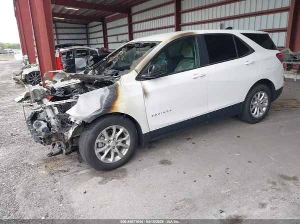 3GNAXHEV2MS147333 2021 CHEVROLET EQUINOX - Image 2