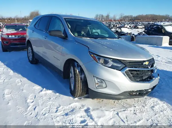 3GNAXHEV2MS152077 2021 CHEVROLET EQUINOX - Image 1