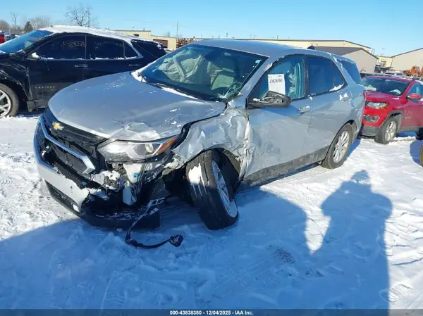 3GNAXHEV2MS152077 2021 CHEVROLET EQUINOX - Image 2