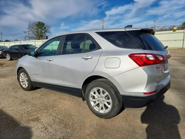 3GNAXHEV2MS178632 2021 CHEVROLET EQUINOX - Image 2