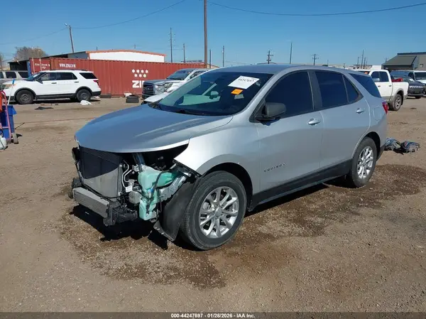 3GNAXHEV2MS182504 2021 CHEVROLET EQUINOX - Image 2
