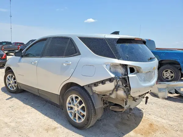 3GNAXHEV2NS173643 2022 CHEVROLET EQUINOX - Image 2