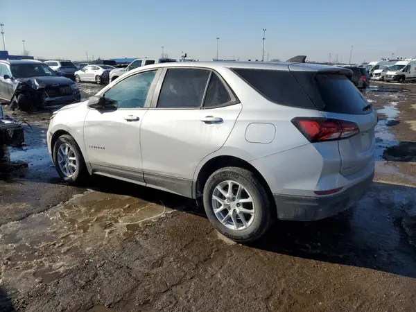 3GNAXHEV2NS175909 2022 CHEVROLET EQUINOX - Image 2