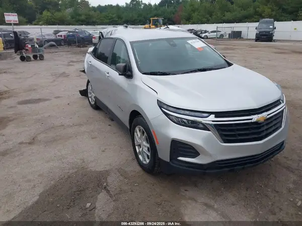 3GNAXHEV2NS179989 2022 CHEVROLET EQUINOX - Image 1