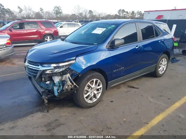 3GNAXHEV2NS242959 2022 CHEVROLET EQUINOX - Image 2