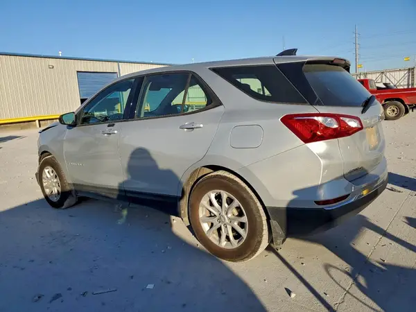 3GNAXHEV3JL113049 2018 CHEVROLET EQUINOX - Image 2