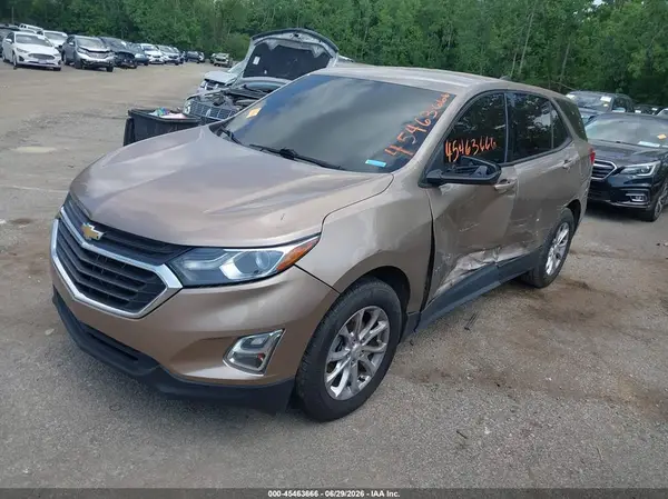3GNAXHEV3JL114086 2018 CHEVROLET EQUINOX - Image 2