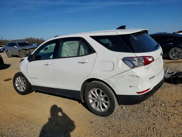 3GNAXHEV3JL117098 2018 CHEVROLET EQUINOX - Image 2