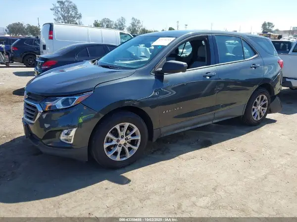3GNAXHEV3JS537451 2018 CHEVROLET EQUINOX - Image 2