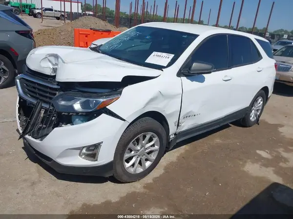 3GNAXHEV3JS551978 2018 CHEVROLET EQUINOX - Image 2