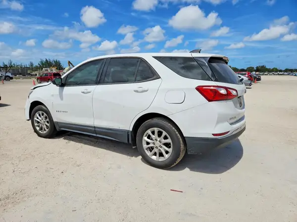 3GNAXHEV3JS554363 2018 CHEVROLET EQUINOX - Image 2