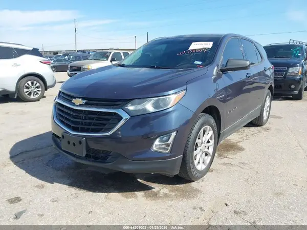 3GNAXHEV3JS582146 2018 CHEVROLET EQUINOX - Image 2