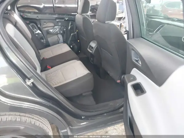 3GNAXHEV3JS628901 2018 CHEVROLET EQUINOX - Image 8