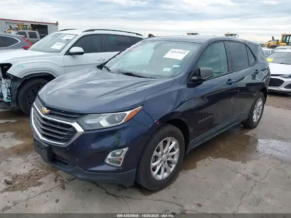 3GNAXHEV3JS638361 2018 CHEVROLET EQUINOX - Image 2