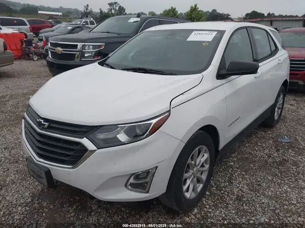 3GNAXHEV3JS643558 2018 CHEVROLET EQUINOX - Image 2