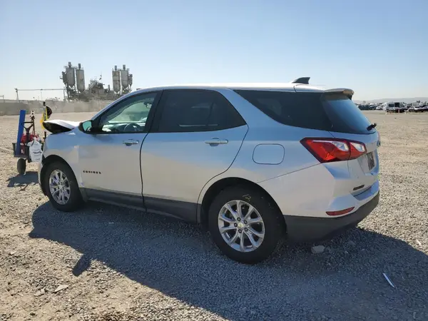 3GNAXHEV3KS556308 2019 CHEVROLET EQUINOX - Image 2