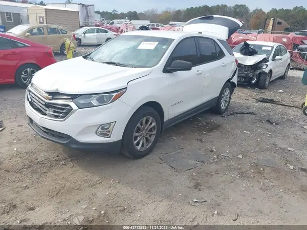3GNAXHEV3KS568538 2019 CHEVROLET EQUINOX - Image 2