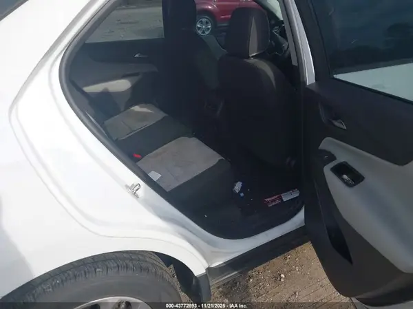 3GNAXHEV3KS568538 2019 CHEVROLET EQUINOX - Image 8