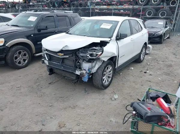 3GNAXHEV3LS508244 2020 CHEVROLET EQUINOX - Image 2