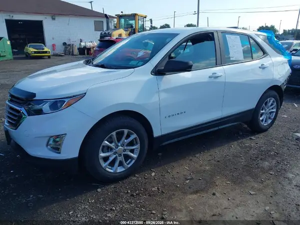 3GNAXHEV3LS527621 2020 CHEVROLET EQUINOX - Image 2