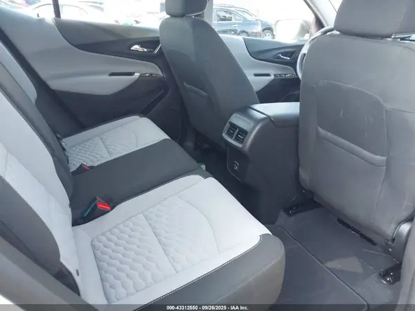 3GNAXHEV3LS527621 2020 CHEVROLET EQUINOX - Image 8