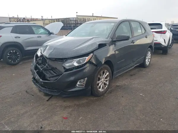 3GNAXHEV3LS527697 2020 CHEVROLET EQUINOX - Image 2