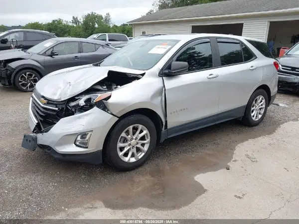 3GNAXHEV3LS566502 2020 CHEVROLET EQUINOX - Image 2