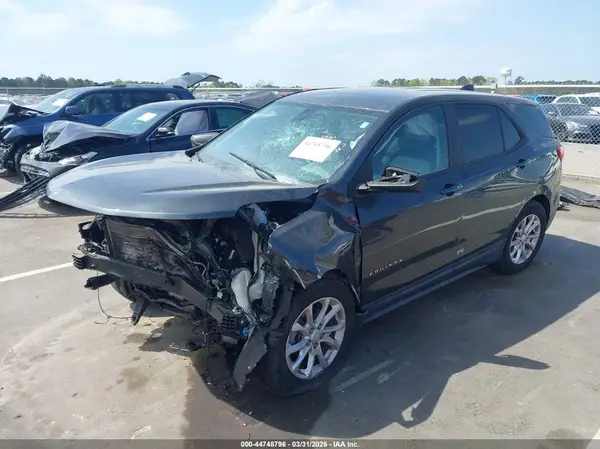 3GNAXHEV3LS579251 2020 CHEVROLET EQUINOX - Image 2