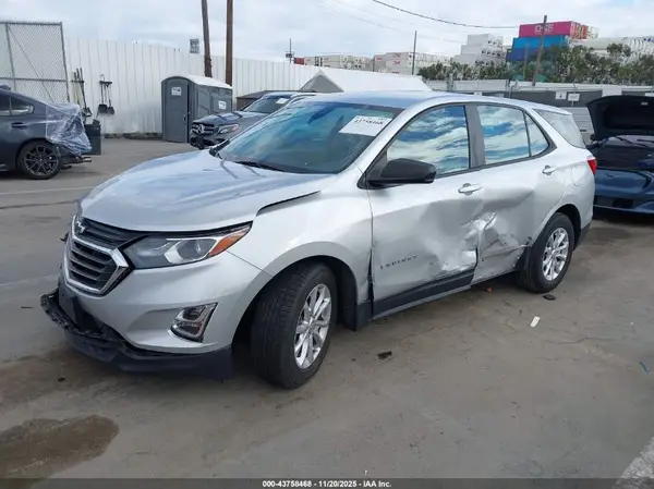 3GNAXHEV3LS583526 2020 CHEVROLET EQUINOX - Image 2