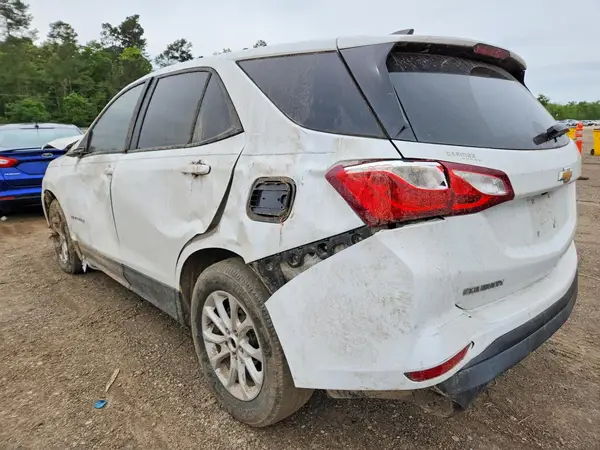 3GNAXHEV3LS604665 2020 CHEVROLET EQUINOX - Image 2