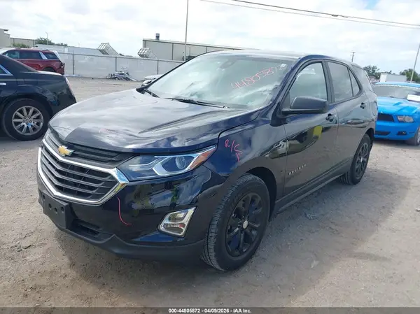 3GNAXHEV3LS618579 2020 CHEVROLET EQUINOX - Image 2