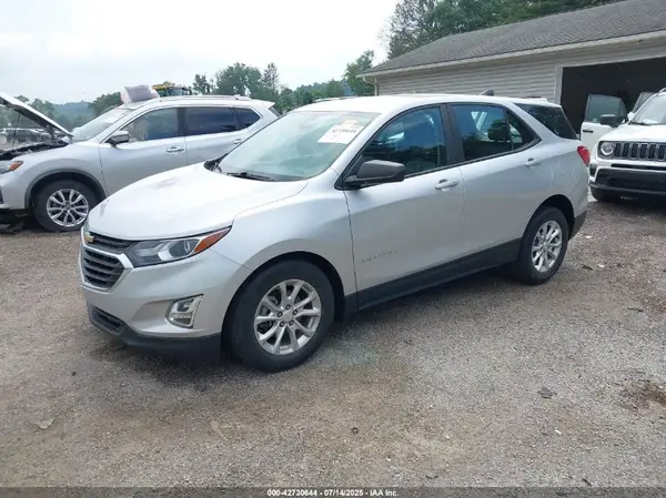 3GNAXHEV3LS676028 2020 CHEVROLET EQUINOX - Image 2
