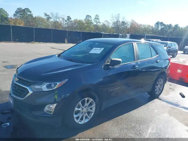 3GNAXHEV3LS682220 2020 CHEVROLET EQUINOX - Image 2
