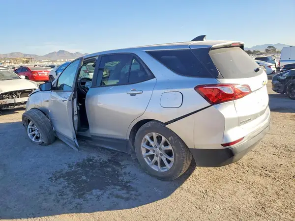 3GNAXHEV3LS696585 2020 CHEVROLET EQUINOX - Image 2