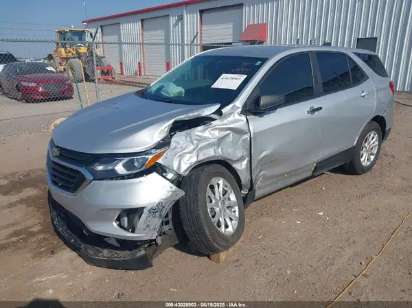 3GNAXHEV3LS696716 2020 CHEVROLET EQUINOX - Image 2