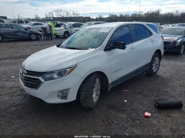3GNAXHEV3LS704376 2020 CHEVROLET EQUINOX - Image 2